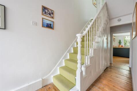 Downstairs-Hallway-2.jpg