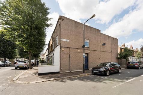 Victoria Road, E17