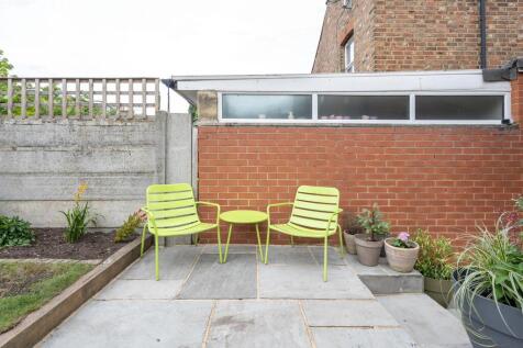 Albert Road, E17