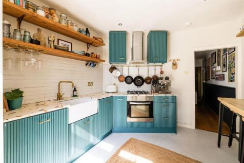 Brookscroft Road, E17