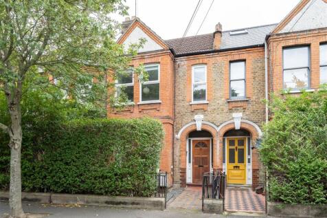 Carr Road, E17