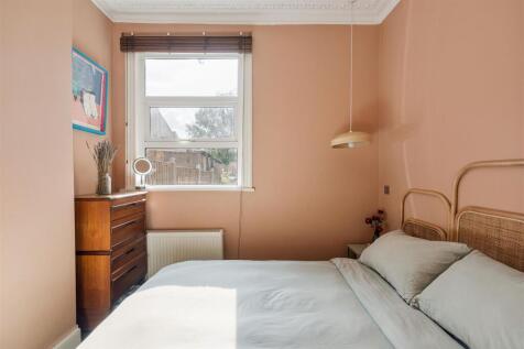 Belgrave Road, E17