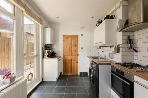 Belgrave Road, E17