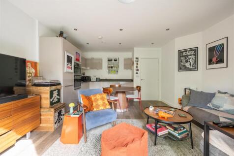 Living-Area-7.jpg