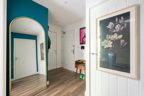 Hallway.jpg
