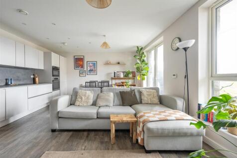 Clarkson Crescent, E17