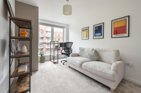 Clarkson Crescent, E17