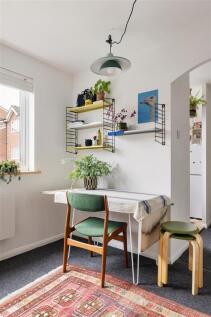 Green Pond Close, E17