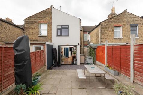 Markhouse Road, E17
