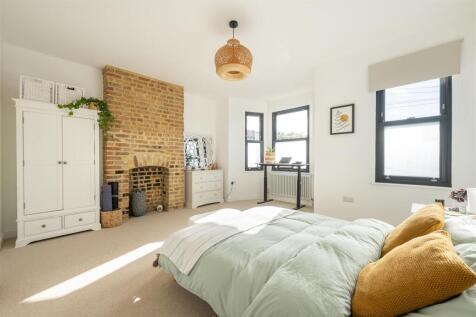 Albert Road, E17