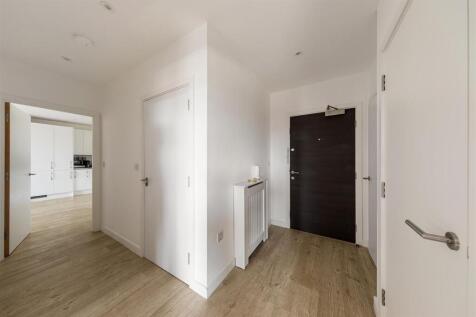 Old Brewery Way, E17