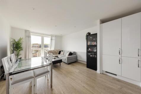 Old Brewery Way, E17