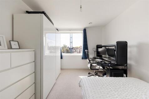 Old Brewery Way, E17