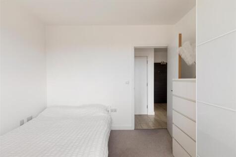 Old Brewery Way, E17