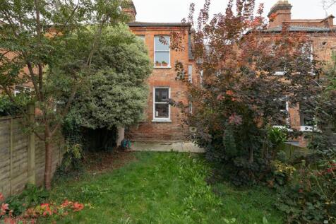 Mersey Road, E17