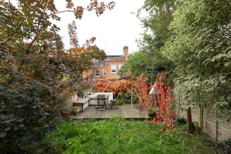 Mersey Road, E17