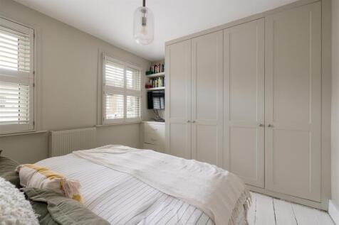 Barclay Road E17