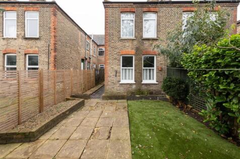 Brettenham Road, E17