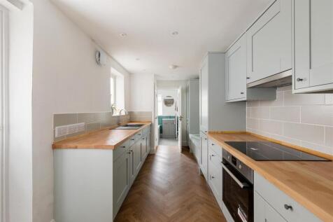 Grange Park Road, E10