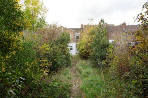 Grange Park Road, E10