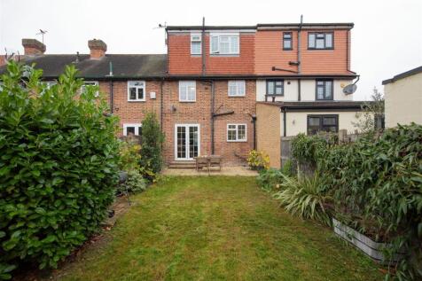 Douglas Avenue - E17