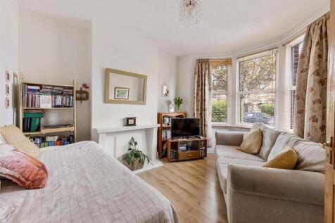 Diana Road E17