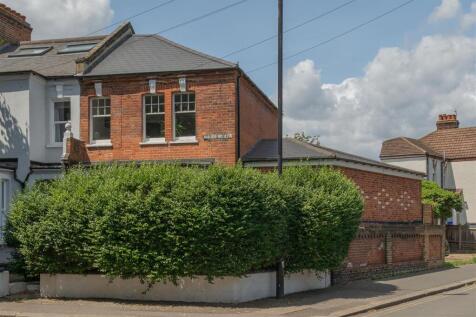Maude Road, E17