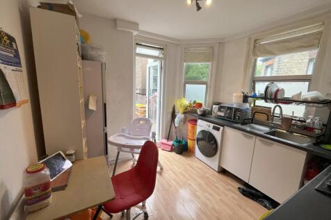 Kitchen T202507301441.jpg