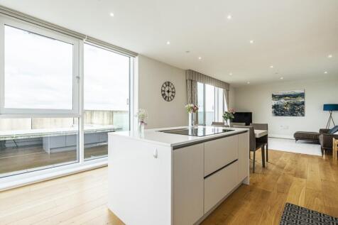 96 Northway House-18