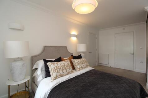 Apt 18 Master Bedroom to En-Suite