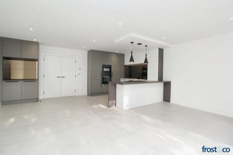Lounge to Kitchen