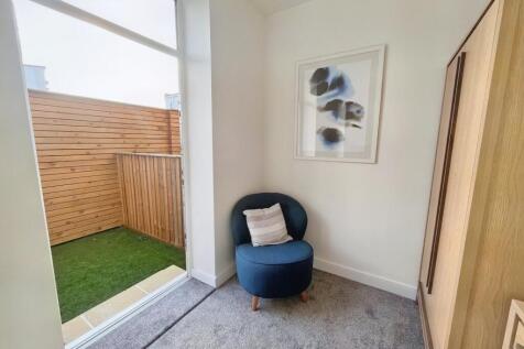 Bedroom to Garden