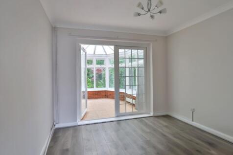 Lounge to Conservatory