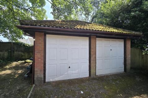 Front of Garage