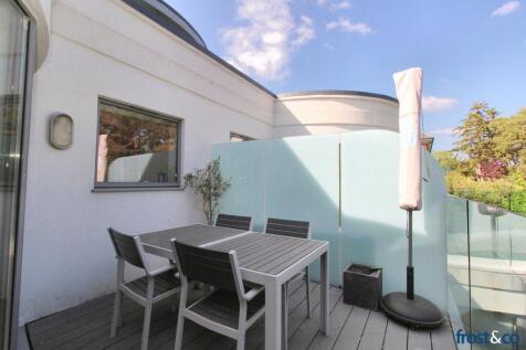 Terrace Dining