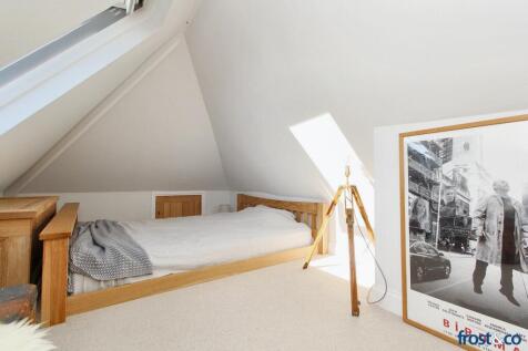 Bedroom (2)