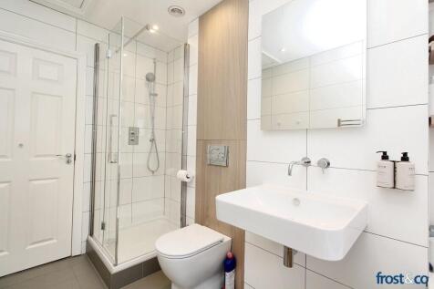 Shower in Family Bathroom