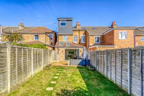 Rear Garden (2)