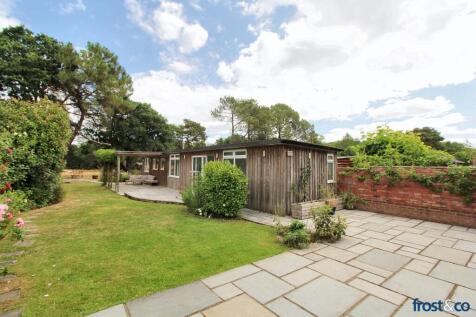 Patio to Garden