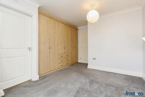 Bedroom 1 Wardrobes