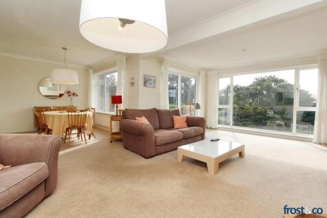 Lounge to Dining
