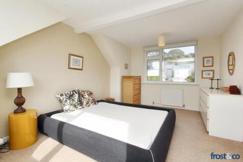 Upstairs Bedroom 2.