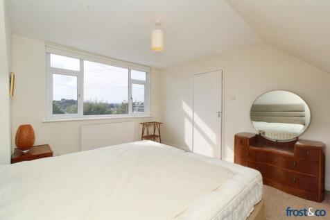 Upstairs Bedroom 1