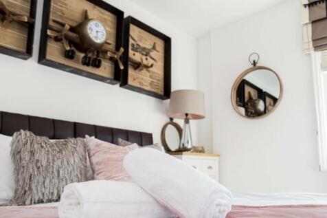 Bedroom Feature