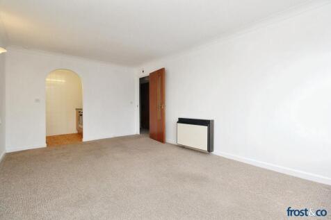 Lounge to Kitchen