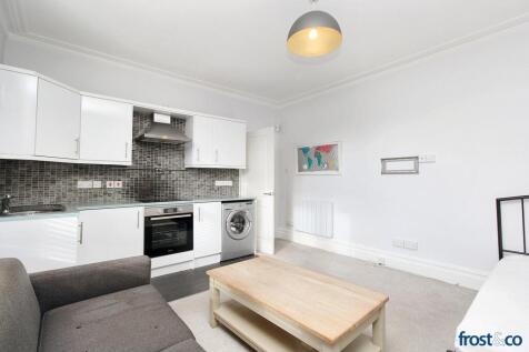 Lounge Kitchen