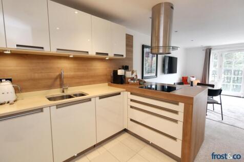 Kitchen to Lounge