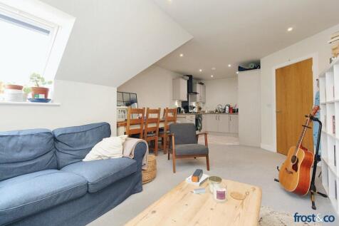Lounge to Kitchen (1)