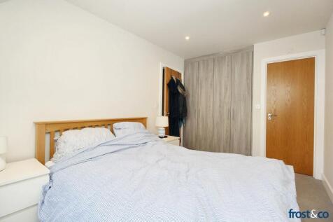 Bedroom 1 to EnSuite