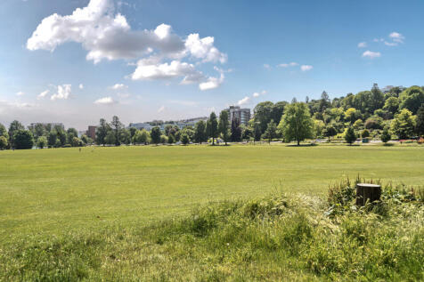 1309779-1-684ac3c...